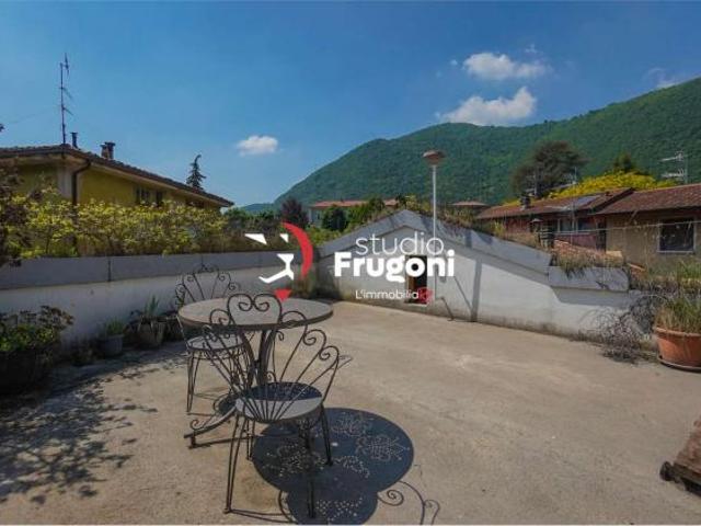 vf638 DUE CASE CIELO TERRA CON CORTE E MAGAZZINO, POSSIBILI DUE UNITA' ABITATIVE