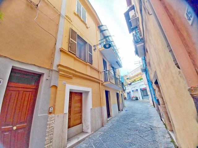 VG14 Appartamento ristrutturato nel Borgo