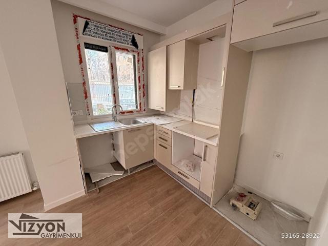 VİZYON'DAN FIRSAT SUADİYEDE SIFIR BİNADA E.BANYOLU BOŞ 70M2 1+1