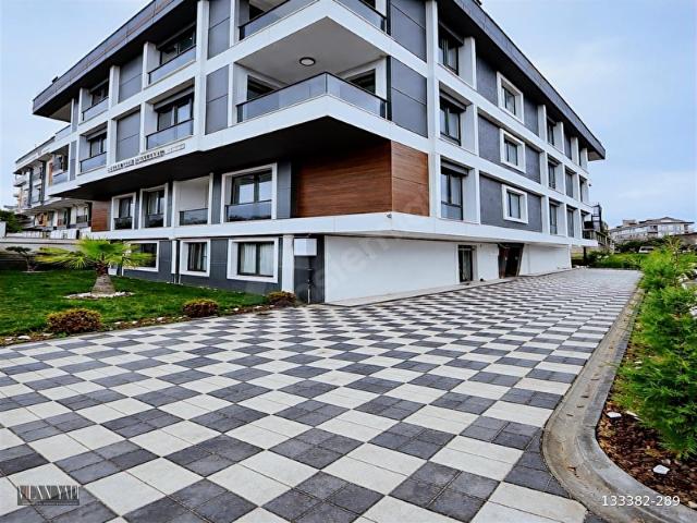 [VİENN'DEN] KAVAKLI MAHALLESİN'DE BUTİK SİTE İÇERİSİNDE 2+1