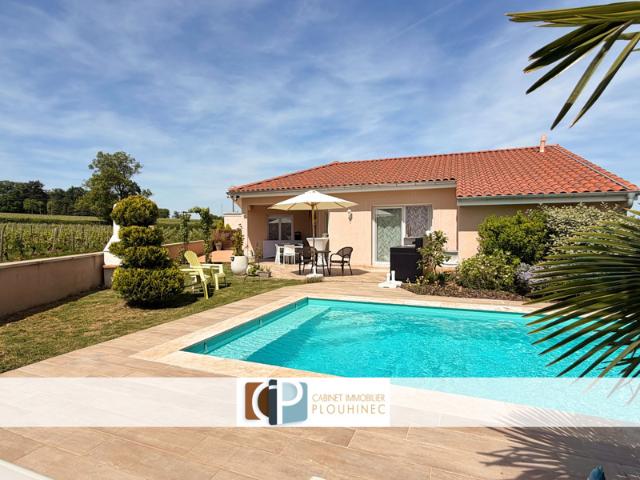 Vinzelles Maison récente avec piscine, vue vignoble et log