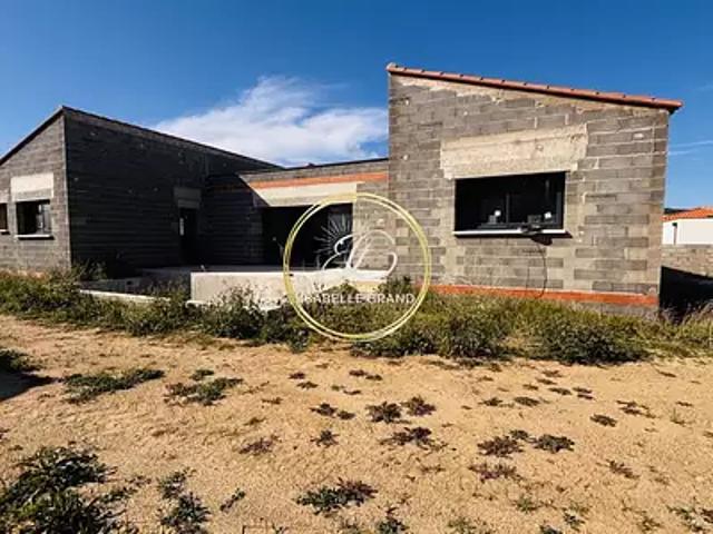 Vinça 66320 Achat / Vente maison 5 pièces t5 piscine terrasse