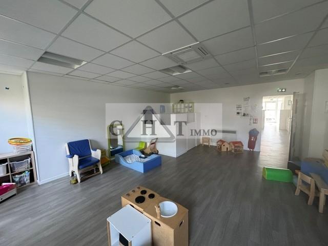 VINCENNES A LOUER 180m²