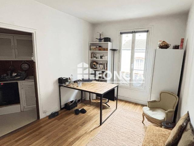 Vincennes Appartement 2 pièces de 32 m² Rue des Laitières Metr