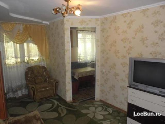 vind apartament in balti sau il voi schimba pe o casa buna in donduseni