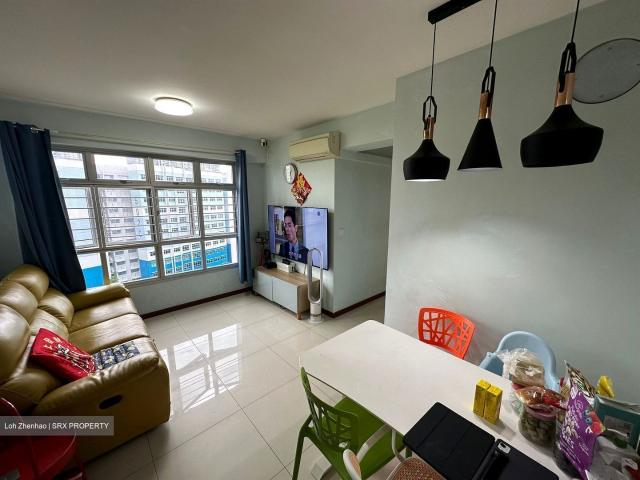 Vine Grove @ Yishun. HDB 3 Rooms