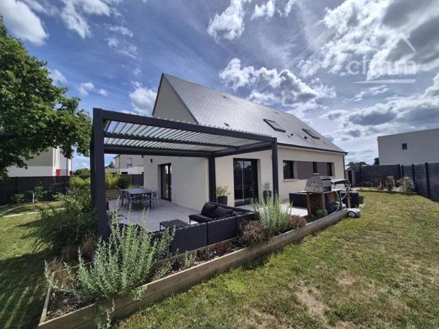 VINEUIL 41350 – Maison contemporaine de 140 m² – 5 chambres – Terrain clos – Domotique – Proche écoles