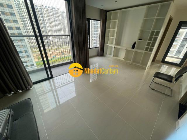 Vinhomes grand park cân ban 2pn 2wc view hô bơi thoang mat