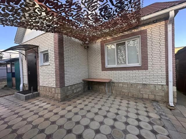 Виноградный п, Гагарина ул,дом 8