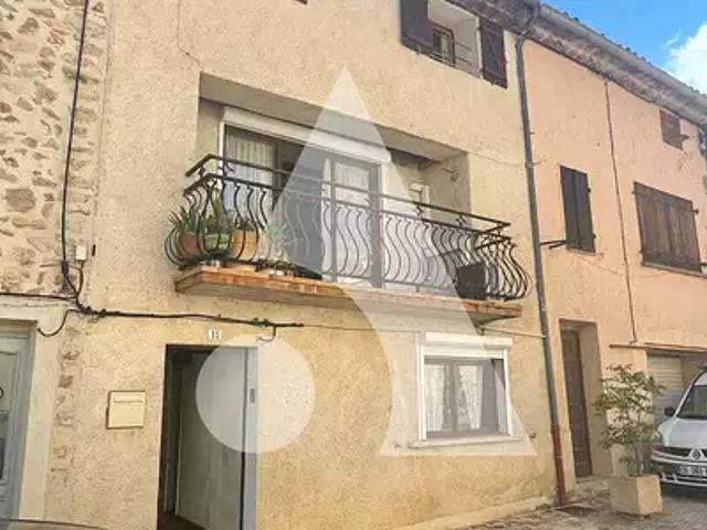 Vins sur Caramy 83170 Achat / Vente maison 4 pièces t4 au dernier étage