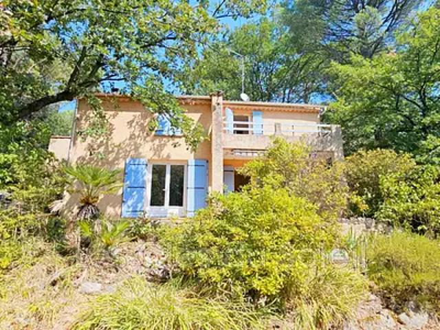 Vins sur Caramy 83170 Achat / Vente maison 5 pièces t5 piscine