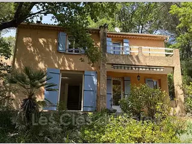 Vins sur Caramy 83170 Achat / Vente maison 5 pièces t5 piscine