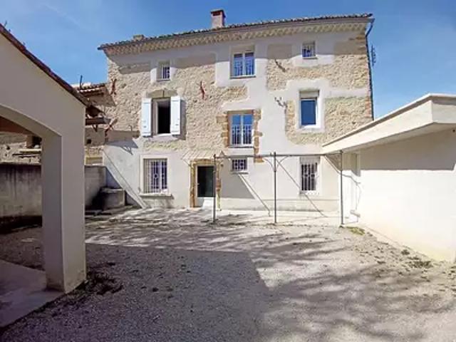 Violès 84150 Achat / Vente maison 6 pièces t6 jardin terrasse