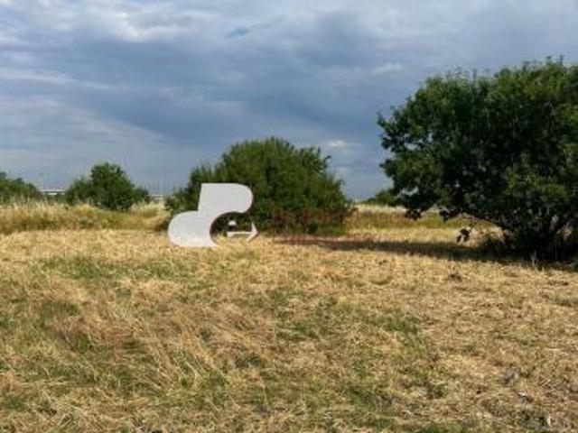 VIA CAMILLO ROSALBA TERRENO USO AGRICOLO