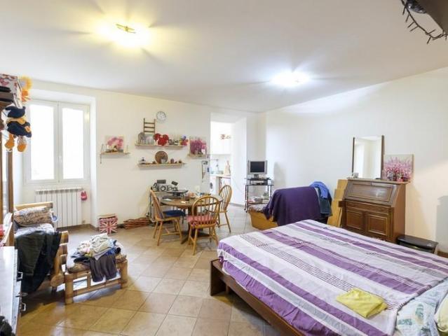Via Centrale monolocale 45mq