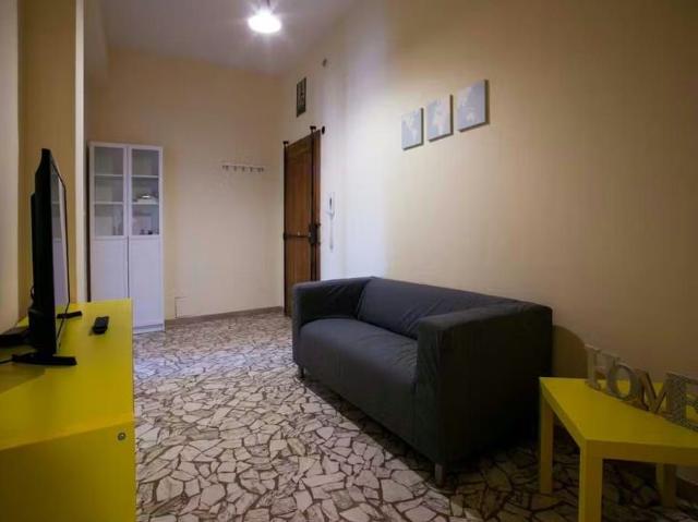 Via Belmeloro, Bologna, Emilia Romagna 40126
