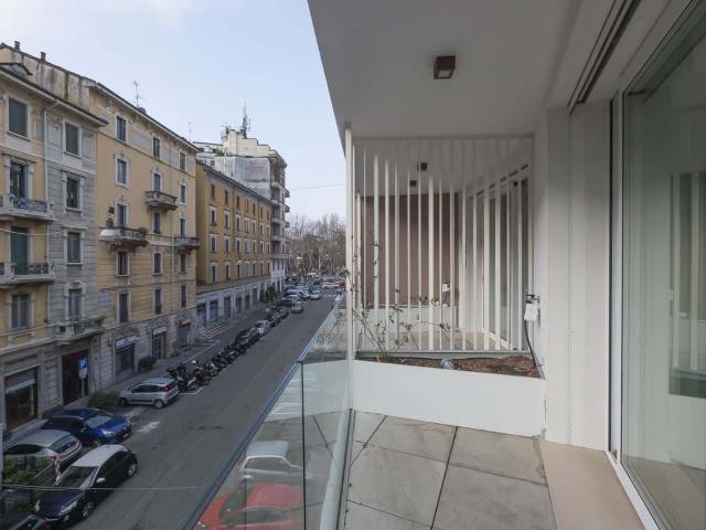 Via Giovanni da Milano 11
