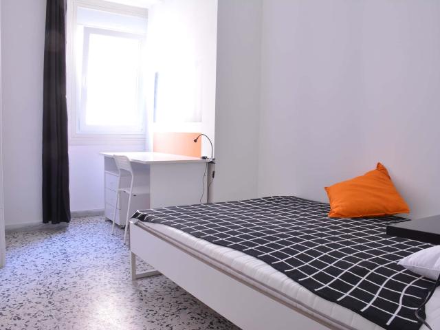 Via dei Giudicati n1 Stanza 30