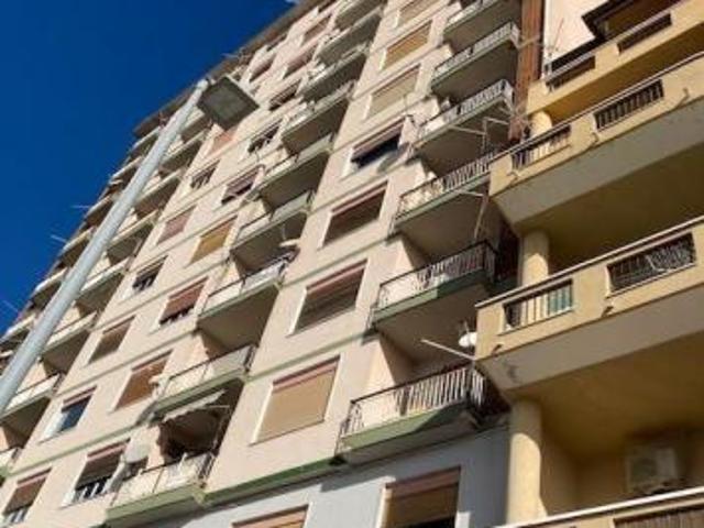Via Empedocle palazzo Frangiamore con posto auto,piano intermedio,panoramico