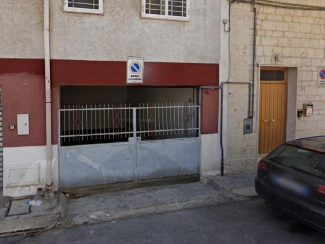 Via Fiorentini 70 monolocale 15mq