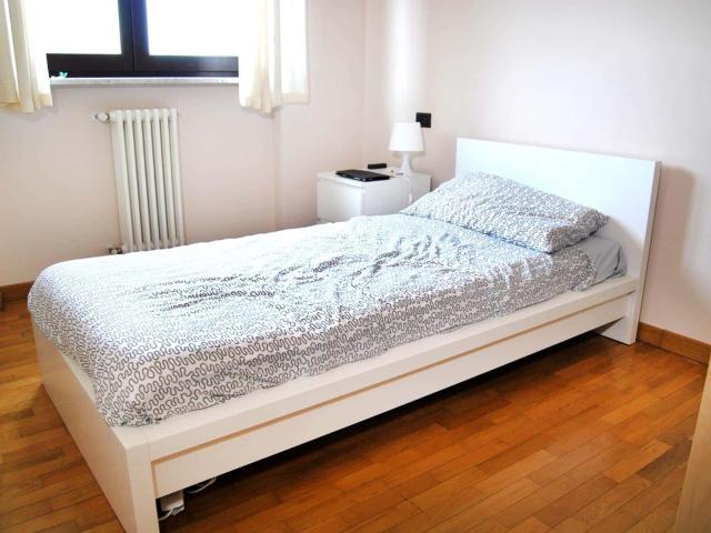 via ornato 110 b private room s2