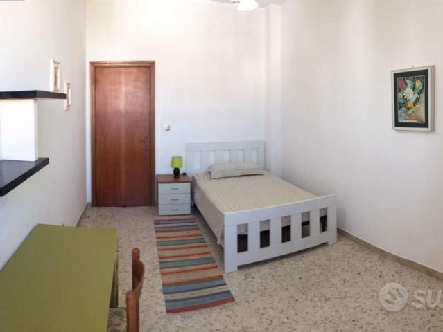 Via Orsini Ducas Disponibili 2 Stanze x Studenti