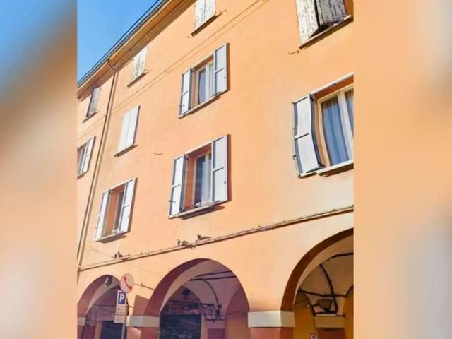 Via Mazzini, Bologna, Emilia Romagna 40137