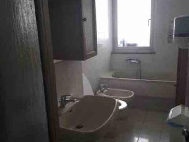 VIA MADAMA CRISTINA: 260 euro