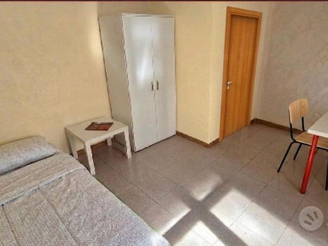 Via Manzoni Campobasso.Camere Studenti o impiega