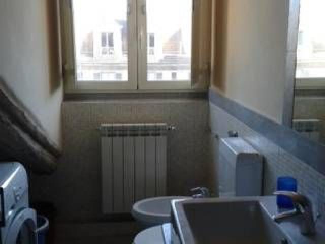 VIA SAN QUINTINO: MONOLOCALE euro 360