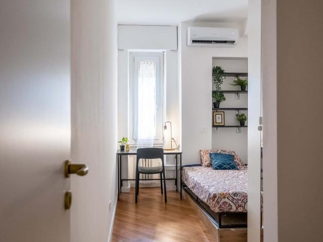 Via Sebino 19 Room 1