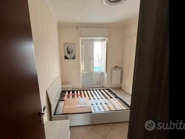 Via servais grazioso bilocale ristrutturato