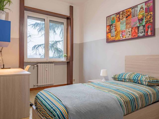 via rho 8 private room s1