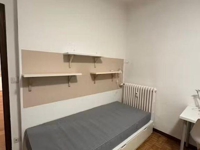 Via Tirana, Padova, Veneto 35138