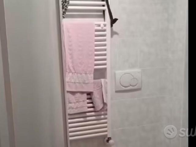 Via tirreno quadrilocale graziosamente arredato