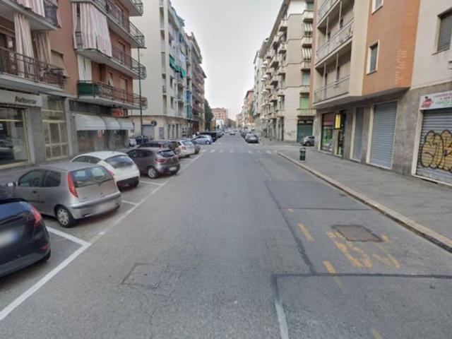 VIA TUNISI AMPIO E GRAZIOSO BILOCALE RISTRUTTURATO