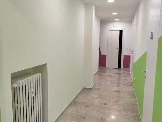 Via Ugo Bassi, Bologna, Emilia Romagna 40121