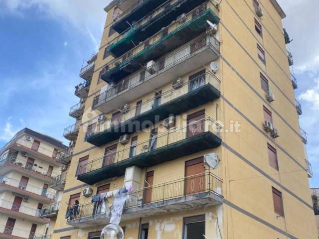 Via Ustica, nei pressi della parte alta di via Perpignano e. 144m² Palerme