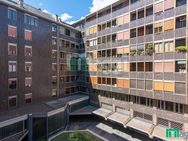 Via Vittor Pisani, Milano, Lombardy 20124