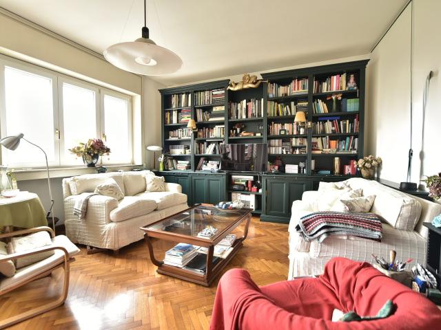 Via Vincenzo Monti, Elegante Residenza