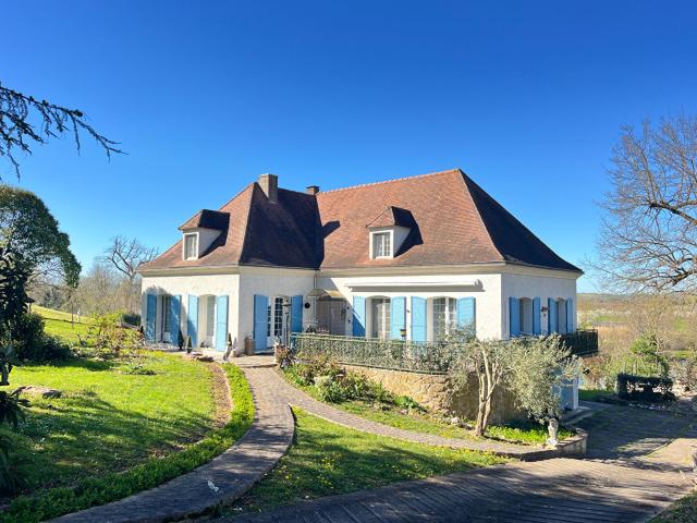 VIAGER: Belle maison au bord de la rivière, secteur Villeneuve sur lot