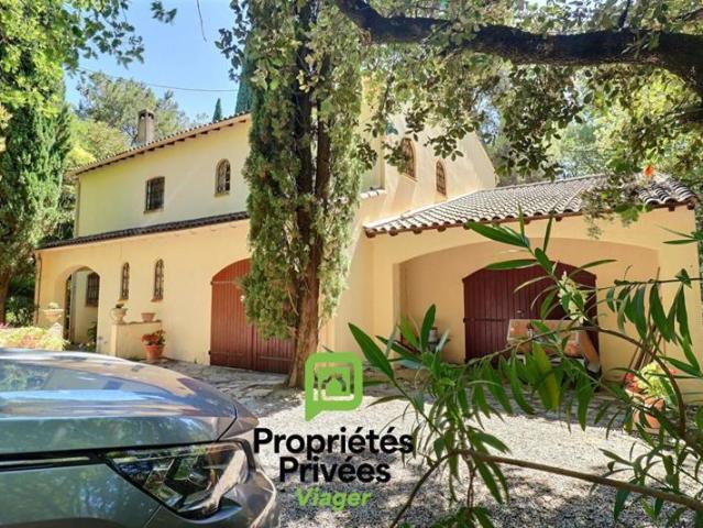 VIAGER OCCUPE MAISON 176m² sur terrain de 6500m²