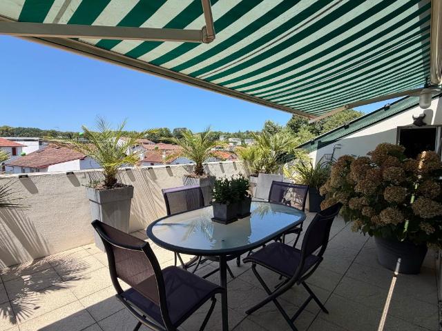 VIAGER OCCUPÉ: Appartement T4 avec terrasse, cave et parking