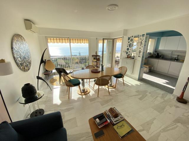 VIAGER OCCUPE Appartement 2 pièces + terrasse vue mer MENTON