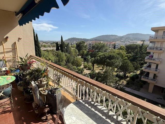Viager Occupé Appt F4 à Hyères 83400 sur F 75ans