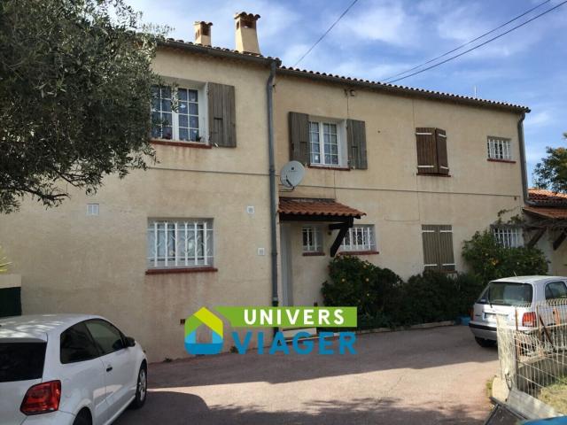 Deux appartements F1 et F4 en Viager occupé à Cuers