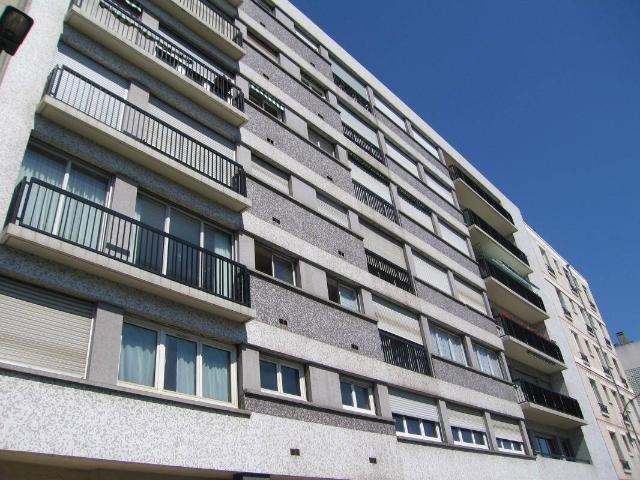 VIAGER occupé Femme 89 ans 150m Mairie