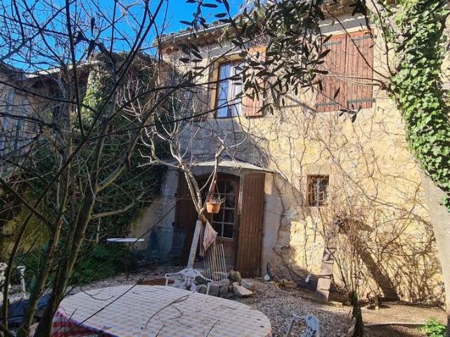 Viager Occupé 2 Têtes Libre Dans 5 Ans Maison De Village R+1. 108m² Carnas