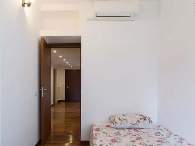 Viale Tibaldi 56 Room 2