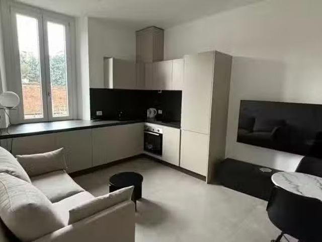 Viale Umbria, Milan